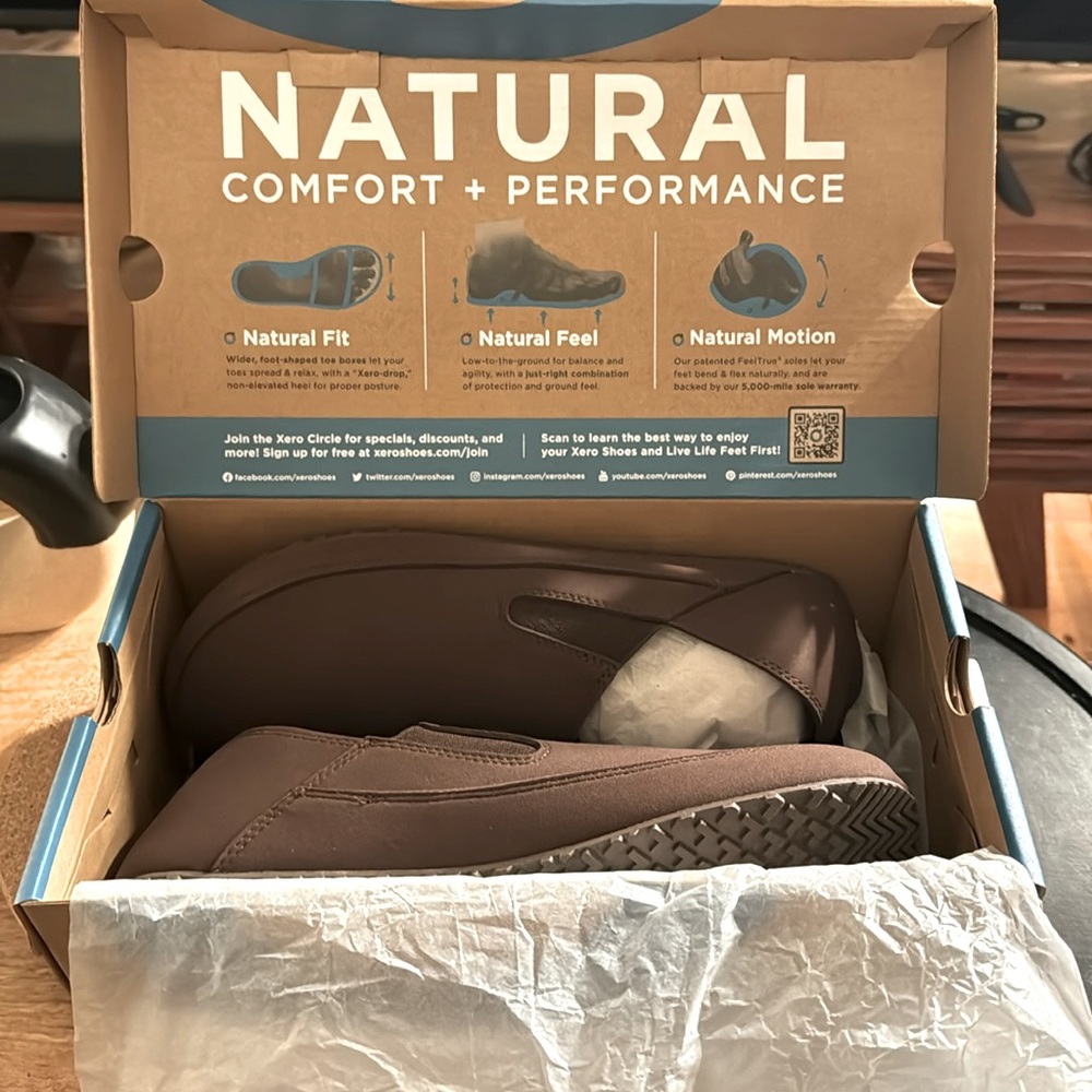 Brand new, unworn Xero shoes Sunrise in Brown - size 11 mens.